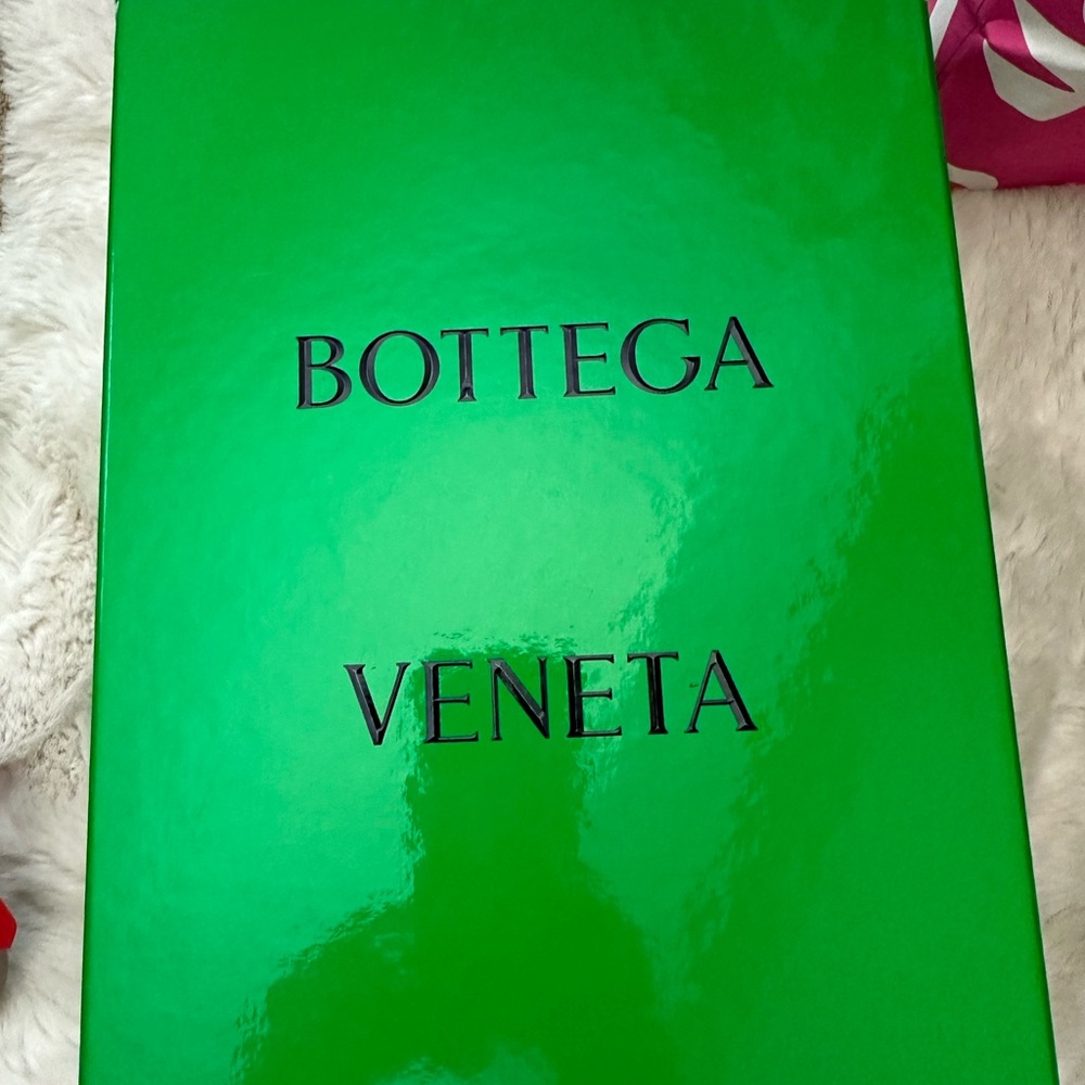 Bottega Veneta Taupe Fabric Set